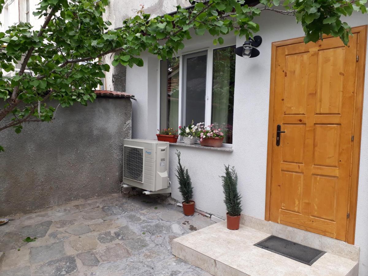 Guest House Sahat Hill Plowdiw Exterior foto
